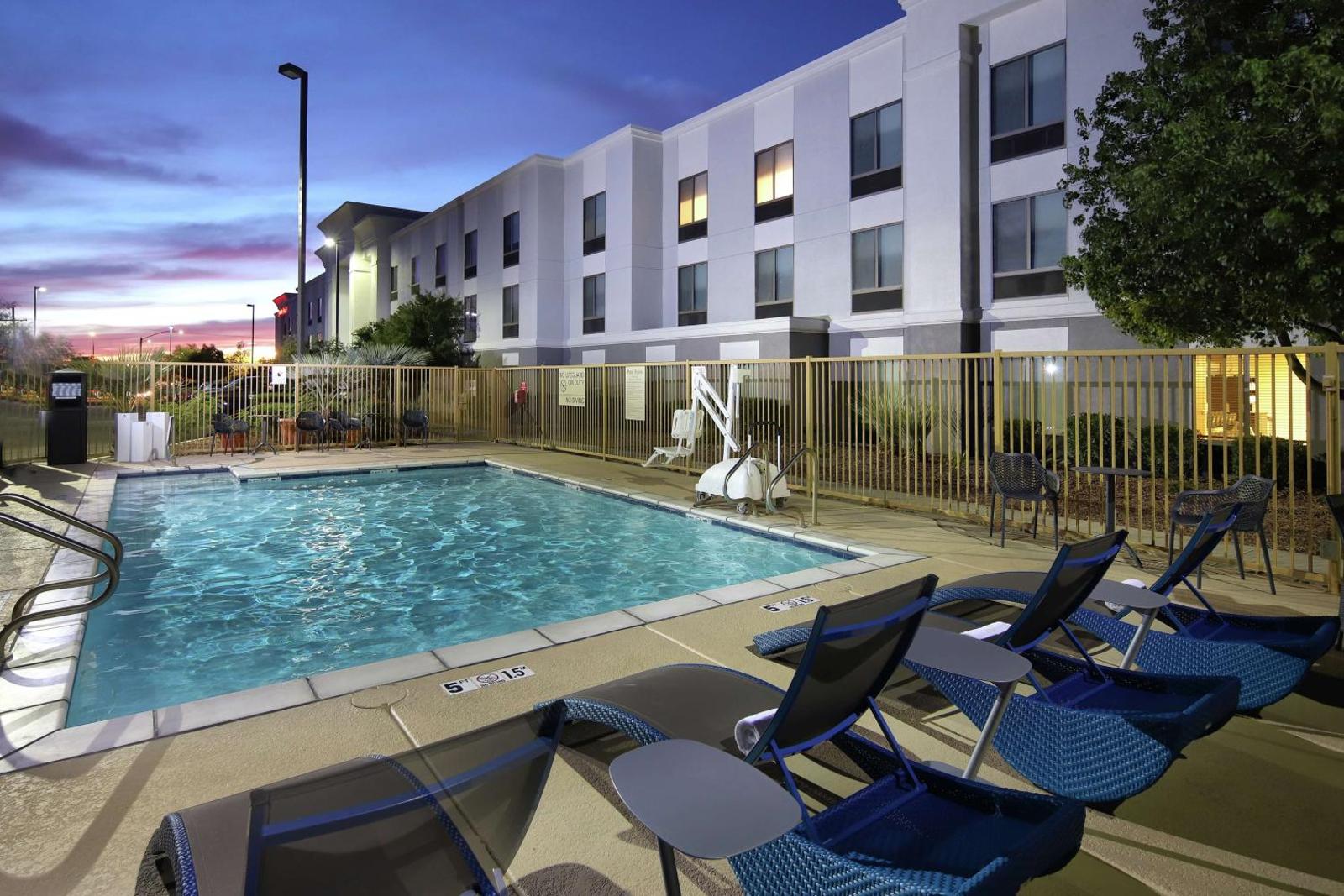 Hampton Inn By Hilton & Suites Tucson East